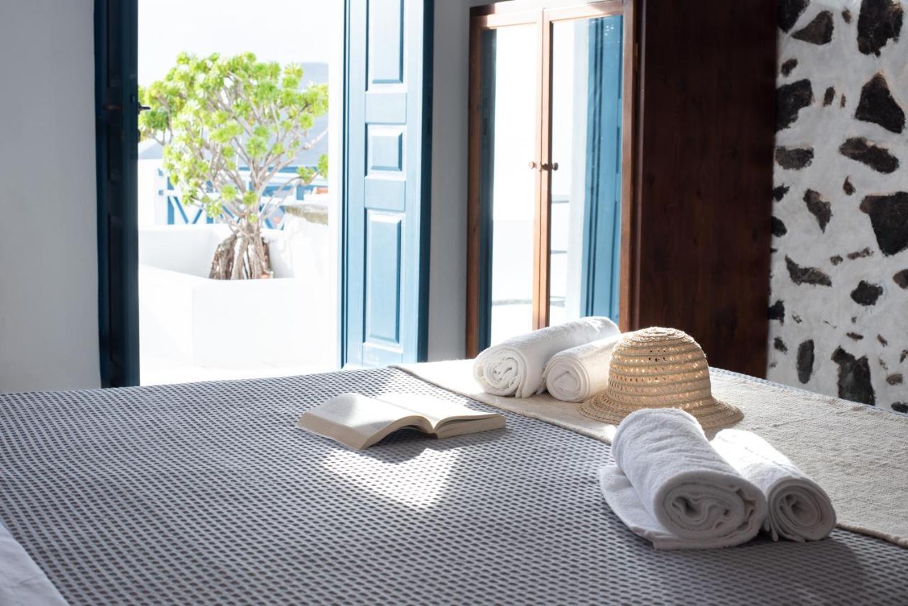 Delion View Hotel Fira  Bagian luar foto