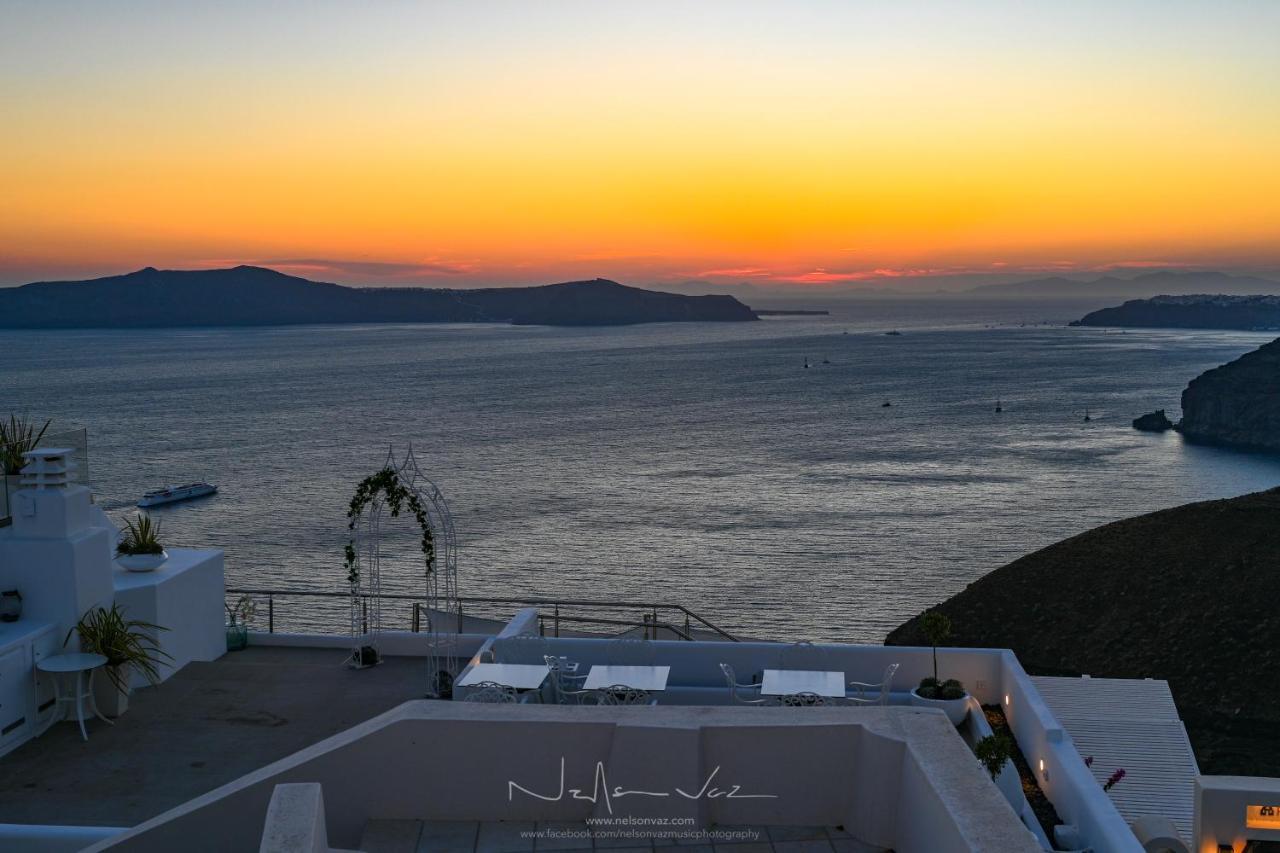 Delion View Hotel Fira  Bagian luar foto